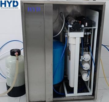 Tủ inox mới máy bán công nghiệp